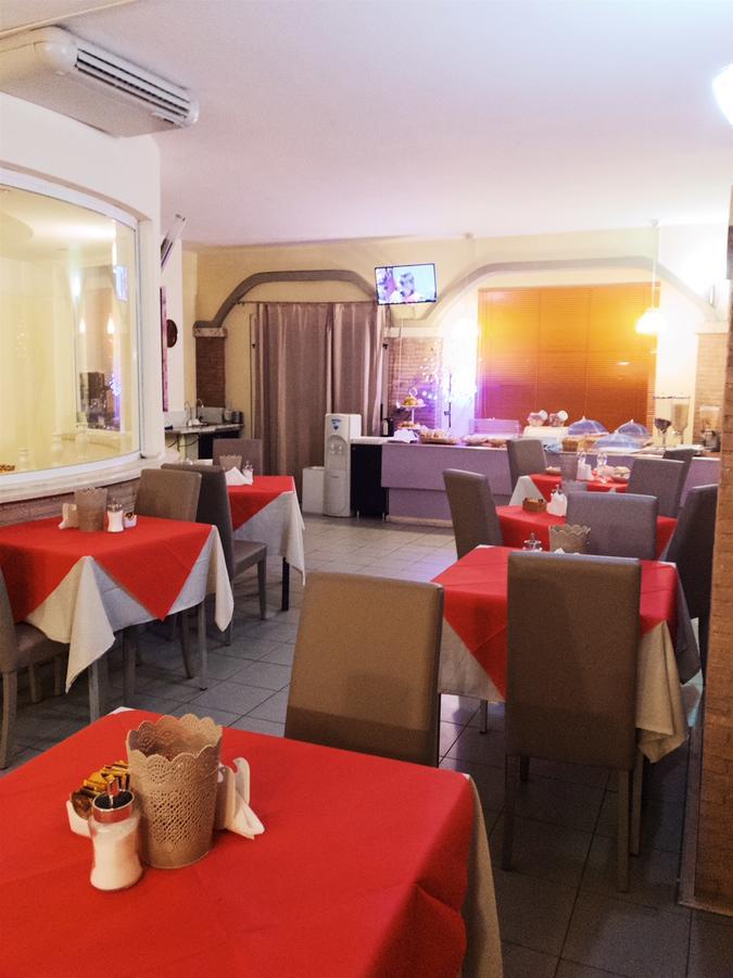 Idria Hotel Тиволи Экстерьер фото